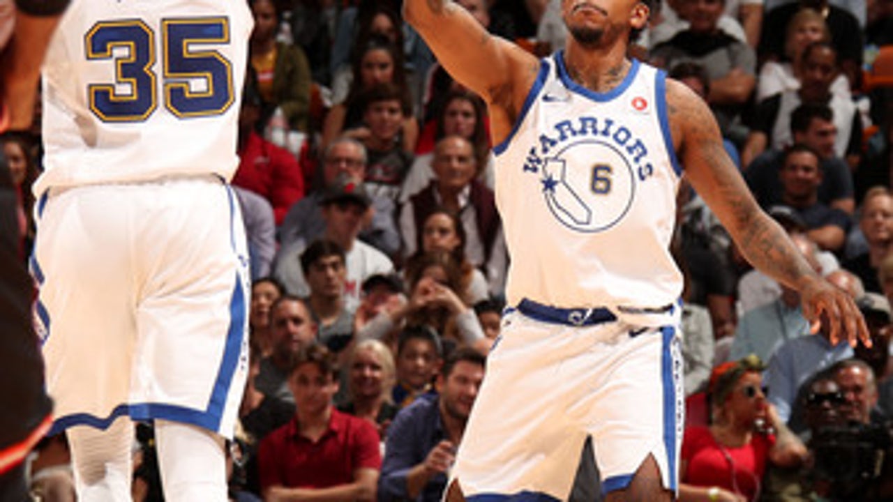 Curry scores 30, Warriors dominate Heat 123-95 (Dec 03, 2017)